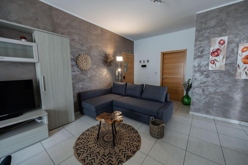 The Podium Apartment *
